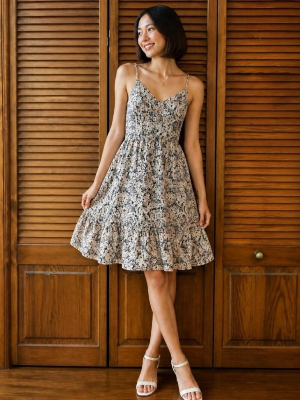 Hollister Floral Smocked Tiered Mini Dress Sz S Navy Blue /Pink floral dress